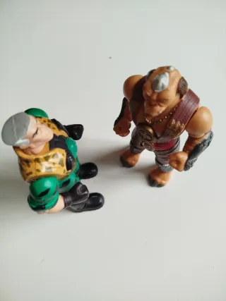 Figuras Pequeños Guerreros Lucha