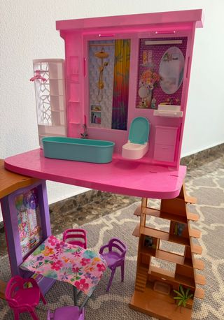 Casa de Barbie con accesorios