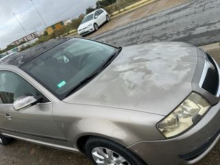 Skoda Superb 2007
