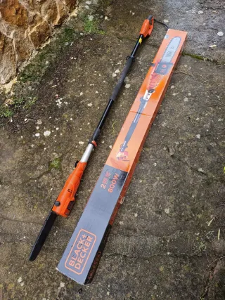 Motosierra Eléctrica Black & Decker 800W