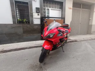 Honda CBR 600F Sport  VENTA O CAMBIO por custom