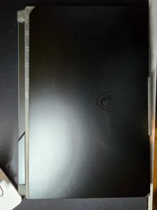 Laptop gaming MSI cyborg 15 A13V come nuovo