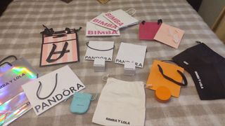 Cajas/bolsas de marca