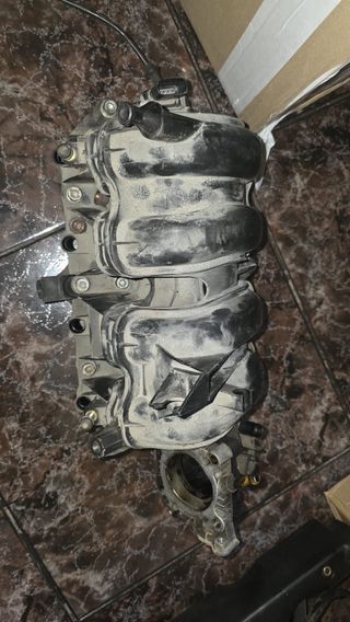 Colector de admisión AUA