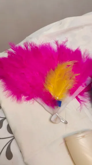 Sombrero Copa Brillante Azul para Disfraz tucán.