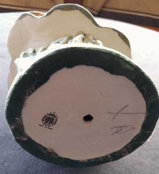 Figura porcelana niña lavandera