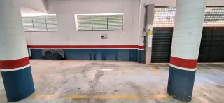 PLAZA DE GARAJE EN EL CENTRO DEL RINCÓN.