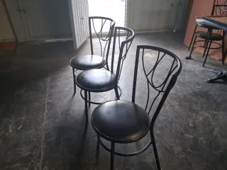 15 Sillas de Bar Negras