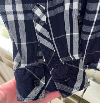 Camisa cuadros manga larga Equivale a una M