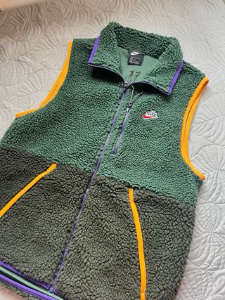 Chaleco Nike Borrego Verde