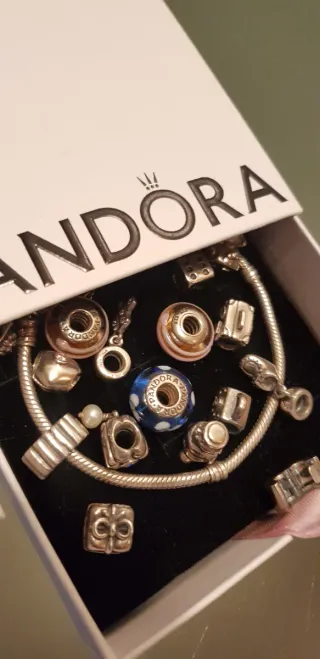 Lote Pulsera Pandora, 2 Separadores y 2 charms