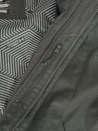 Chaqueta Under Armour Negra