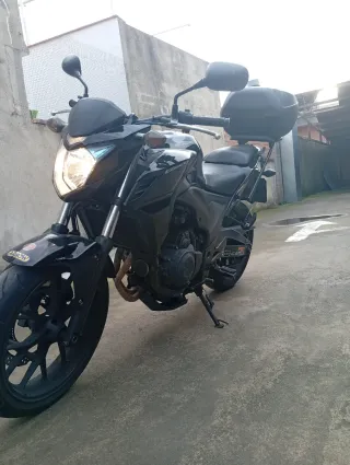 Honda CB500F Negra