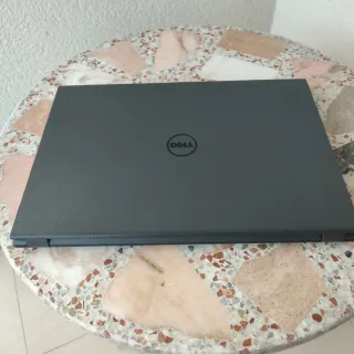 Portátil Dell Vostro 15 i5