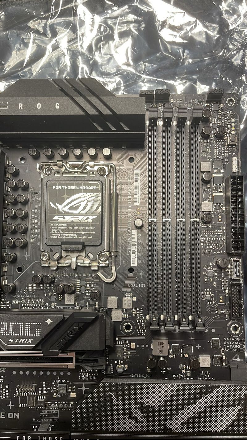 Placa Base ASUS ROG Strix B860-F Gaming WiFi afbeelding 5
