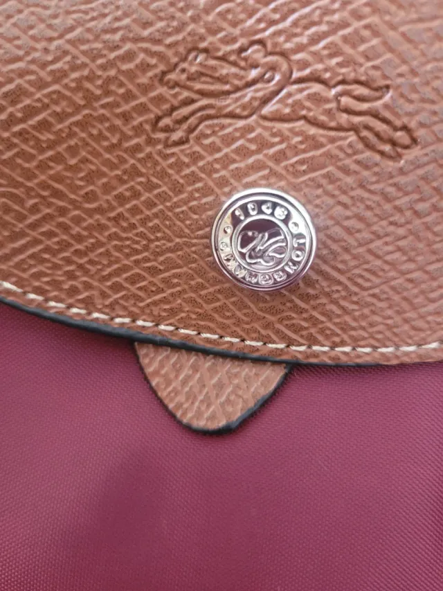 Mochila Burdeos y Marrón