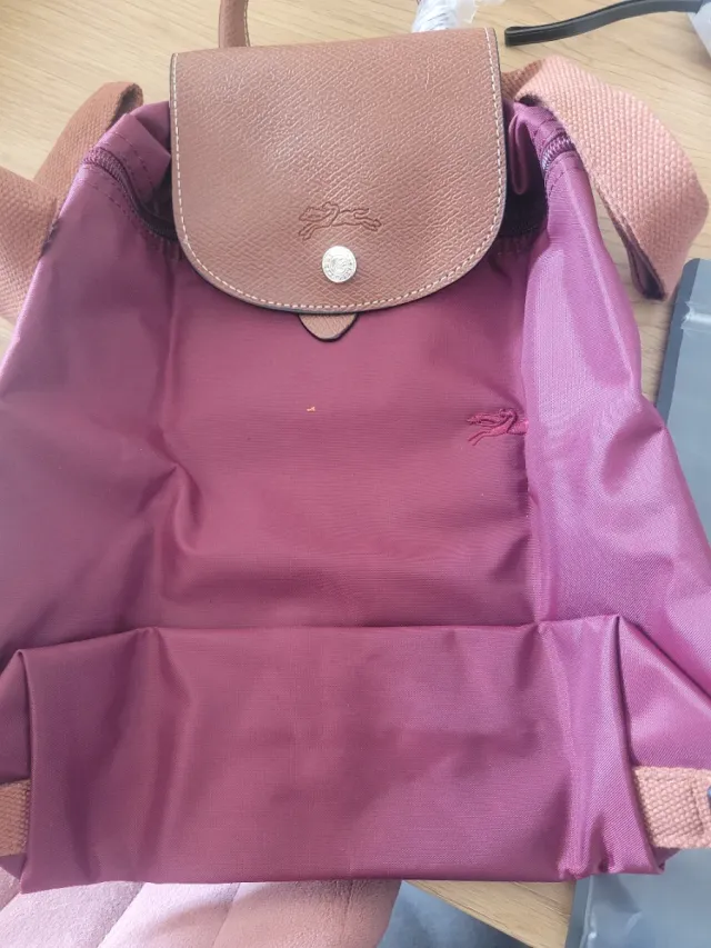 Mochila Burdeos y Marrón