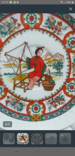 2 Platos Porcelana China Antiguos pequeños .