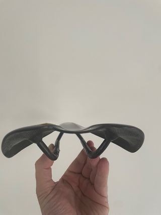 Sillín AX-Lightness Leaf Carbono