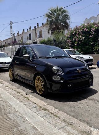 Abarth 695 2024 75 aniversario