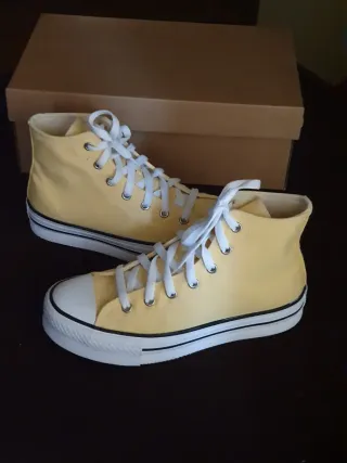 Converse platform amarillas T.37 (como 38) NUEVAS