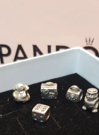 Pulsera Pandora con 17 charms