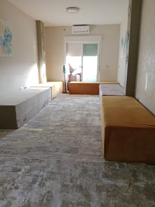 Sofá modular terciopelo amarillo y marrón