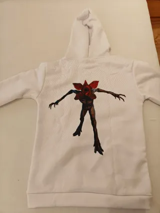 Sudadera Stranger Things Blanca