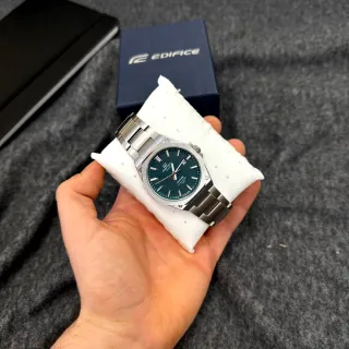 Reloj Casio Edifice Esfera Verde azulado