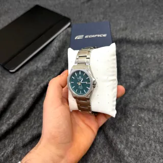 Reloj Casio Edifice Esfera Verde azulado