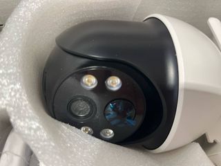 Cámara de vigilancia exterior AOSU con panel solar