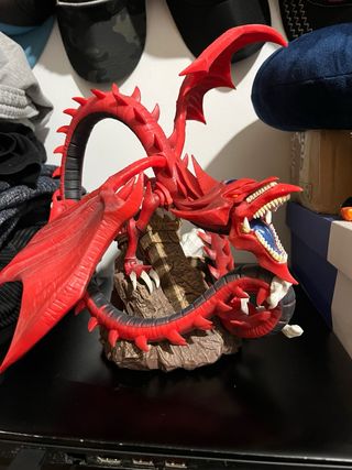 Figura Slifer el Dragón Volador Yu-Gi-Oh