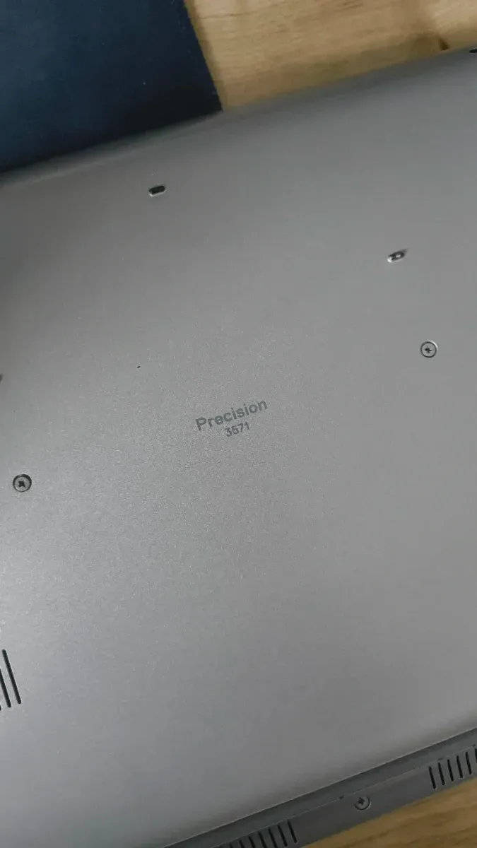 Dell Precision 3571 afbeelding 3