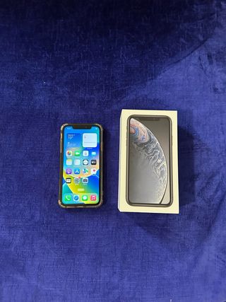 iPhone XR Apple