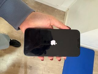 iPhone 12 256GB Negro con accesorios,caja original