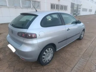 SEAT Ibiza 2008 1.4 TDI