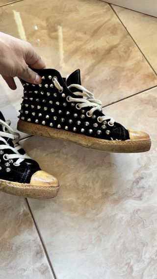 Gienchi nere con borchie num. 40