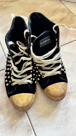 Gienchi nere con borchie num. 40