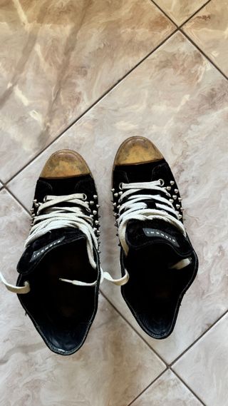 Gienchi nere con borchie num. 40