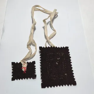 Vecchio scapolare della Vergine del Carmelo