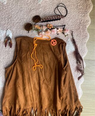 Disfraz Hippie Chaleco Flecos y Accesorios