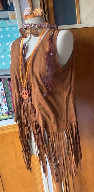 Disfraz Hippie Chaleco Flecos y Accesorios