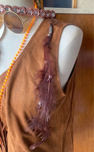 Disfraz Hippie Chaleco Flecos y Accesorios