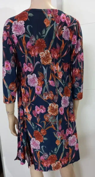 Vestido estampado floral manga 3/4