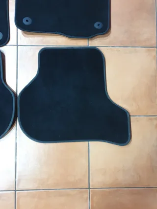 Alfombrillas coche negras
