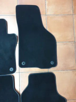 Alfombrillas coche negras