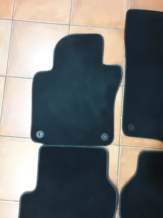 Alfombrillas coche negras