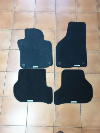 Alfombrillas coche negras