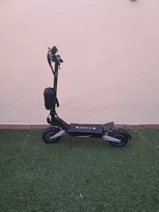 Patinete Eléctrico OOTD T10 + Bolsa