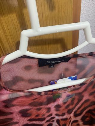 Blusa Desigual Animal Print Transparencias Talla X
